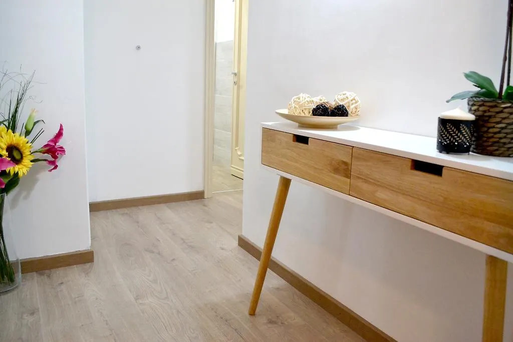 Piccolo Borgo Antico Hotell Florens 2*,