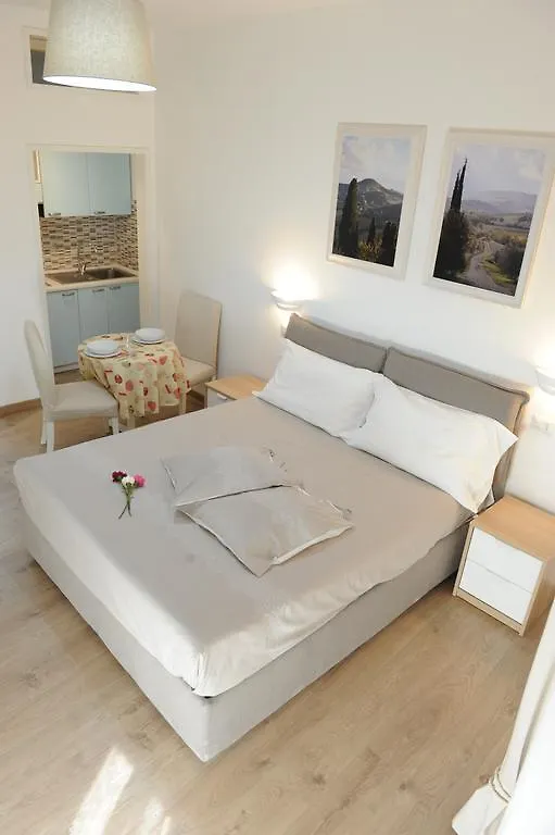 Piccolo Borgo Antico Hotell Florens 2*,  Italien